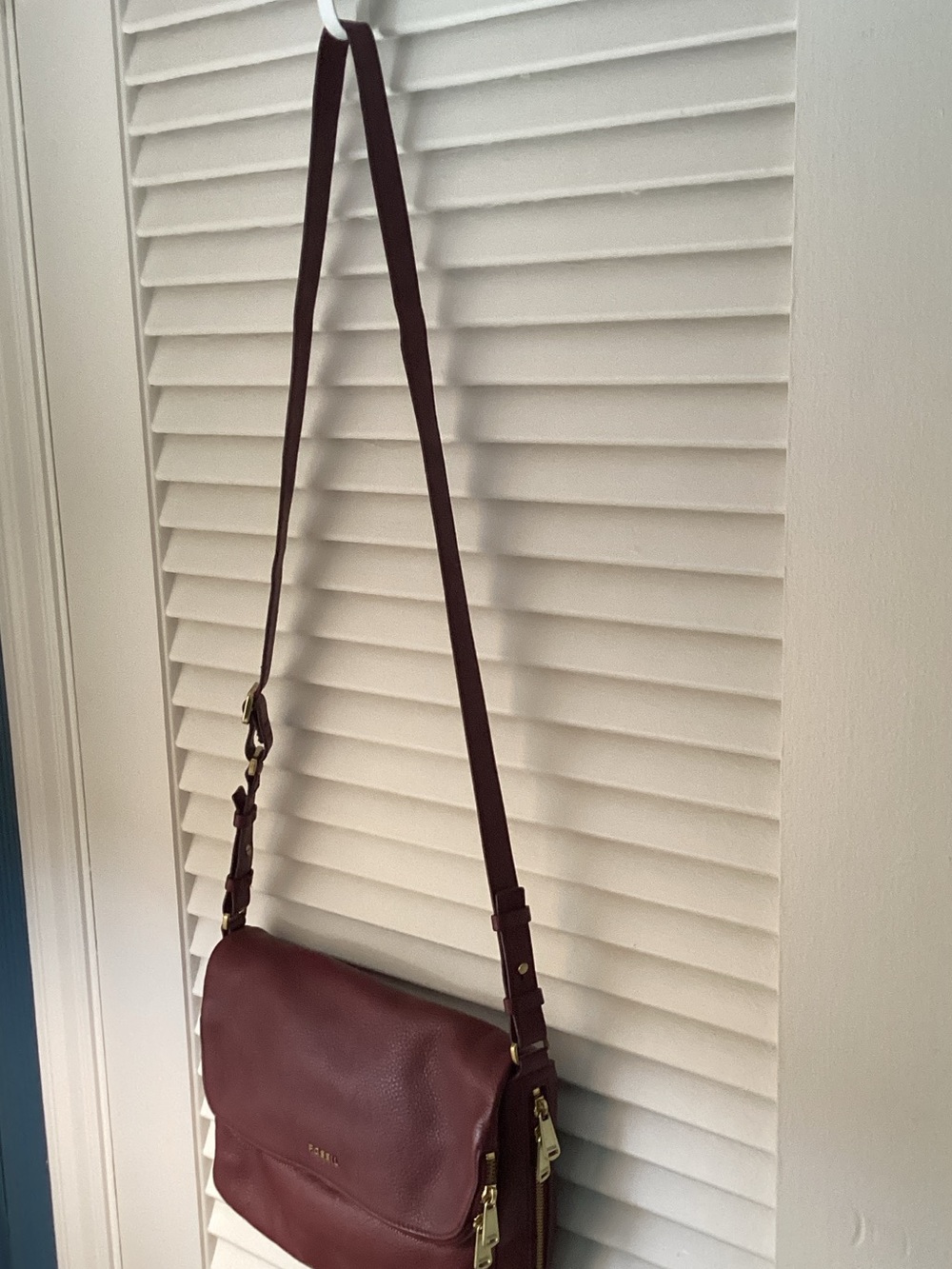 Women’s Leather Crossbody Bag in Deep Burgundy